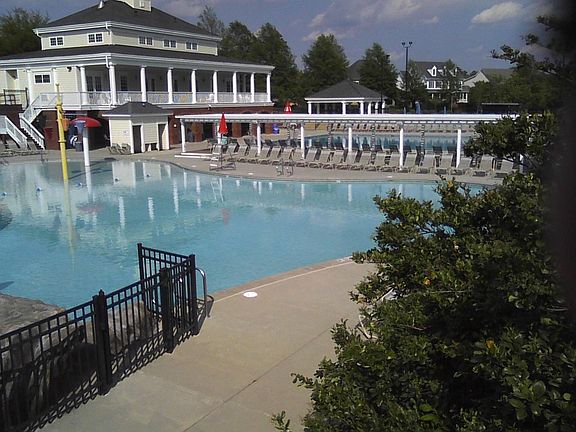 Olympic Sz. Community Pools 