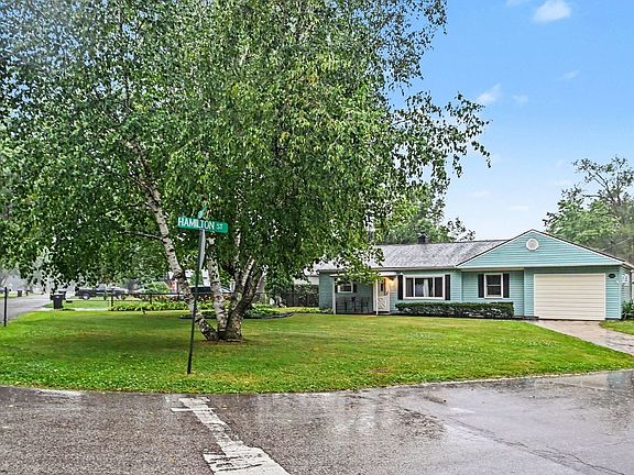 2nd image of 52411 Filbert Rd