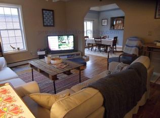 667 Washington St FLOOR 2, Brookline, MA 02446