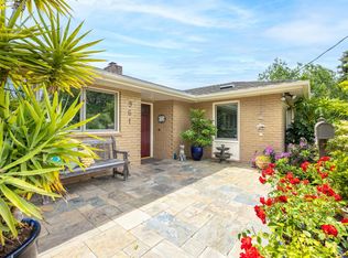 961 Edgewood Rd, Redwood City, CA 94062