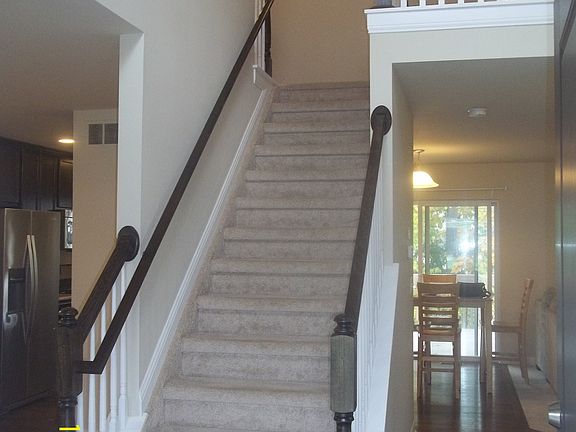 2 story foyer