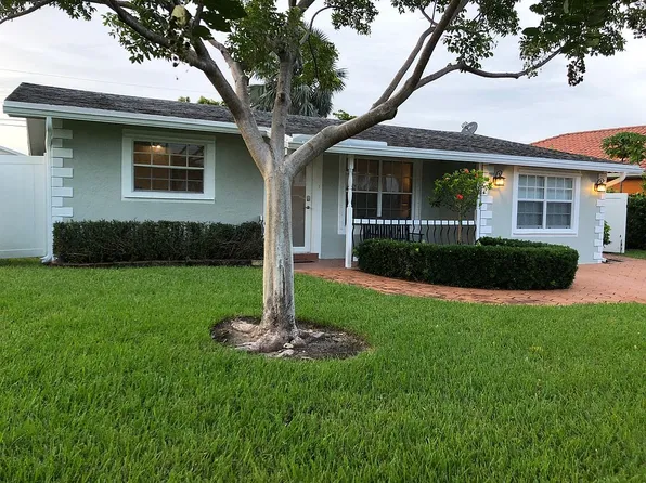 6611 SW 8th St, Pembroke Pines, FL 33023
