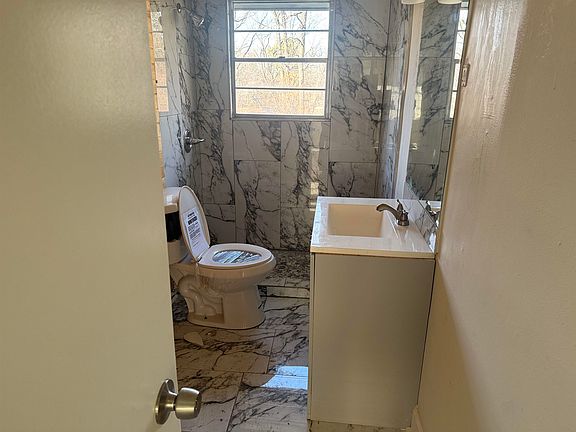 5th image of 36 W Emory Rd