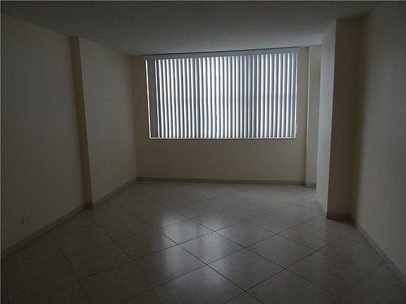 4th image of 6039 Collins Ave Ph 5
