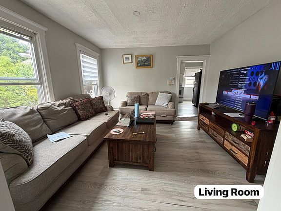 3rd image of 104 Dresser St #2