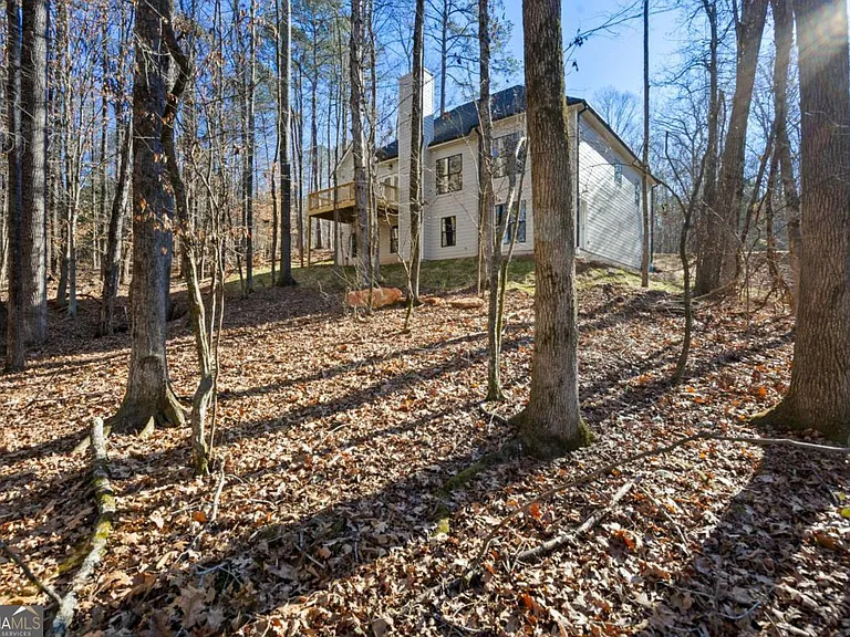 360 Ansley Dr — Photo 38