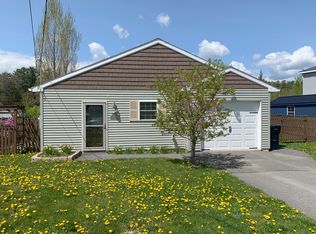 30 Whisper Dr, Bangor, ME 04401