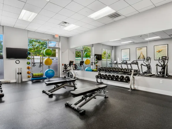 110 River Drive image 14 of 23