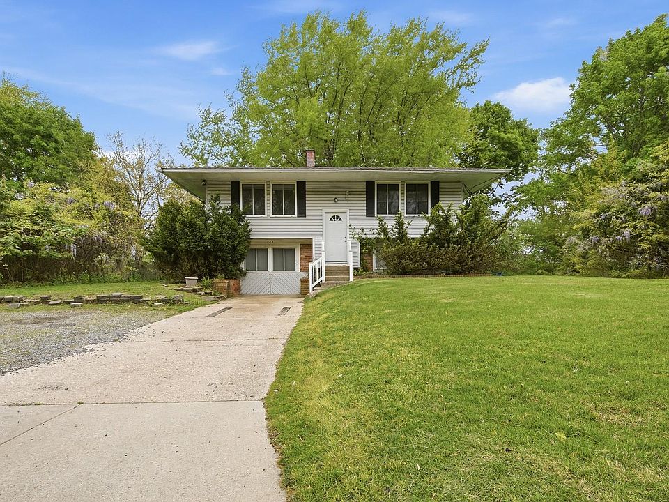 1st image of 285 Sheep Pasture Road