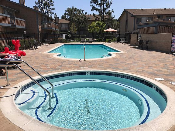 Association Pool and Spa recently refurbished.