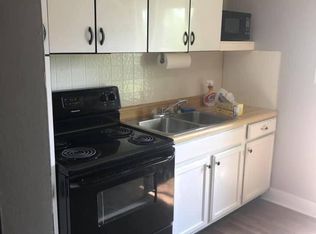 16 Old Mill Rd, Springfield, OH 45506