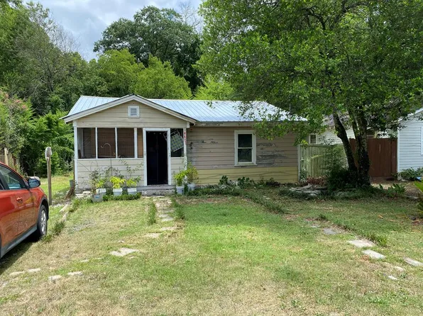 1806 21st Ct, Phenix City, AL 36867