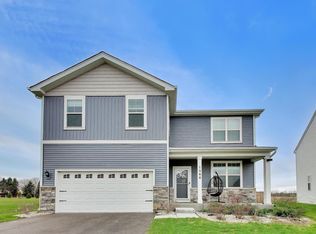 1566 Dublin Dr, Hampshire, IL