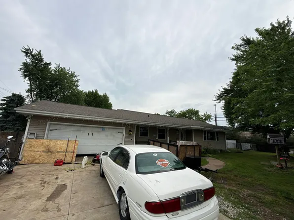 2016 Dellview St, Eau Claire, WI 54703
