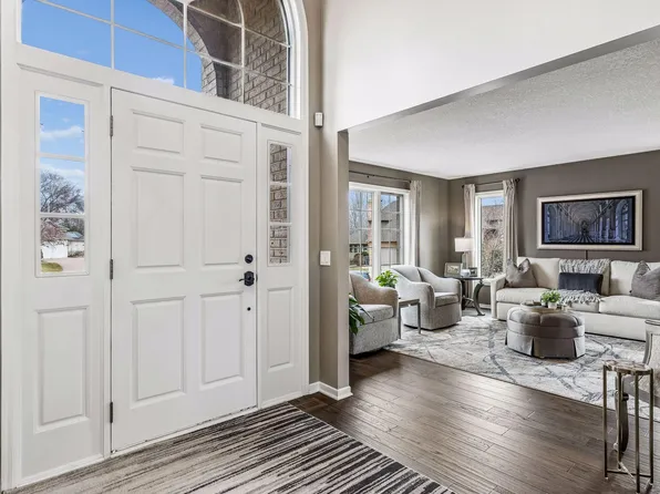 17825 30th Ave N, Plymouth, MN 55447