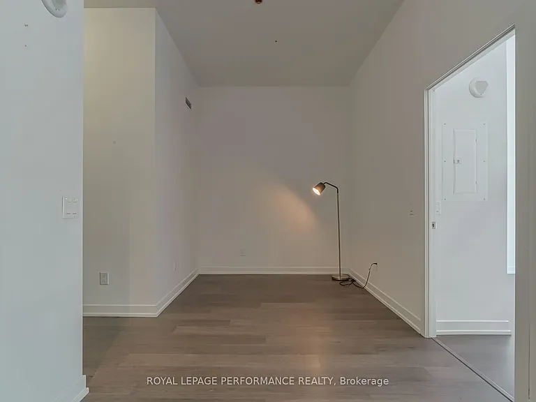 8 Fieldway Rd #103 — Photo 6