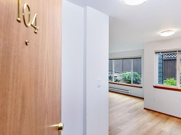 3rd image of 4250 34th Ave W APT 104