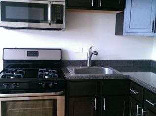 907 N Washtenaw Ave #3, Chicago, IL 60622
