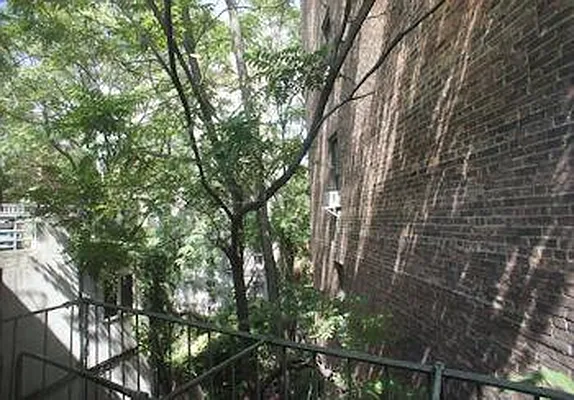 Rented by JM Preston Properties LLC | media 30