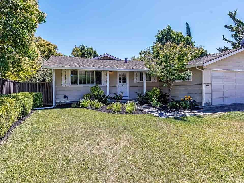 2nd image of 11769 Solana Dr