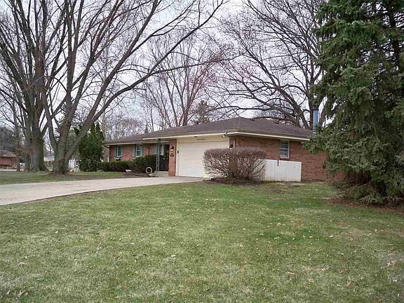 3rd image of 6118 Valley Knoll Dr