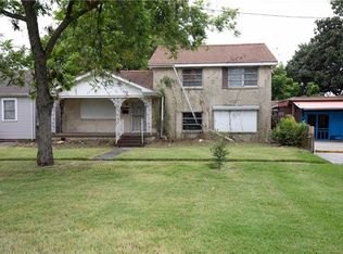 2219 Paris Rd, Chalmette, LA 70043
