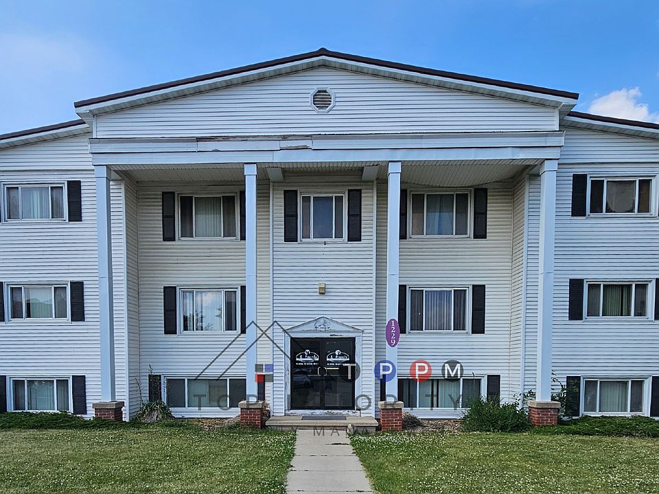 2nd image of 1229 Ravenwood Rd APT 5