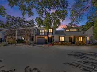 6049 Hilburn Rd, Pensacola, FL 32504