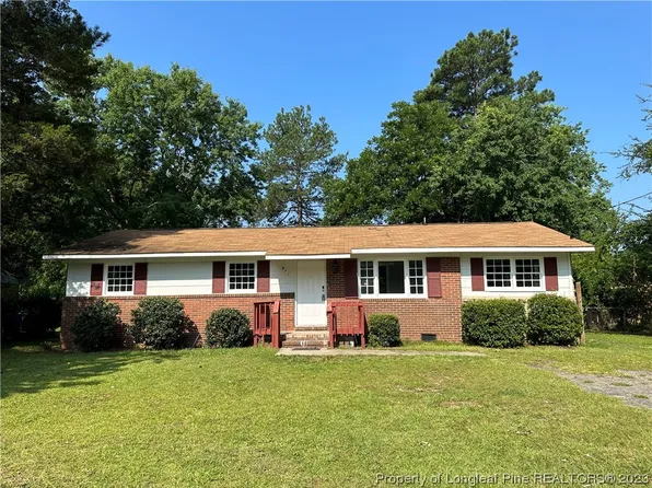972 Comet Cir, Fayetteville, NC 28314