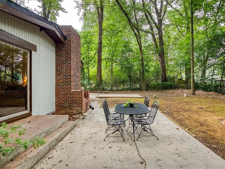 2700 Brook Park Way — Photo 49