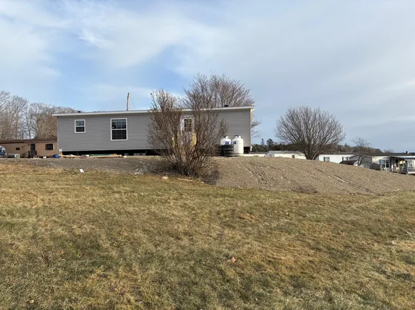 14 Daniel Drive, Belfast, ME 04915