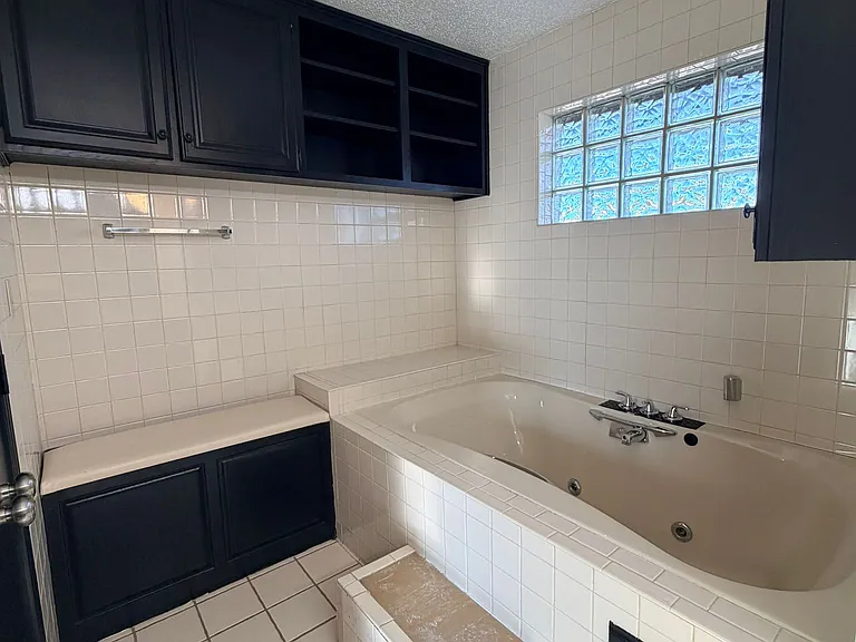 1323 SE Clover Ln — Photo 24