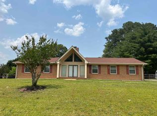 509 Grouse Ln, Boiling Springs, SC 29316