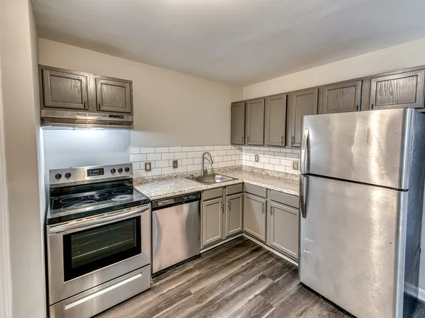 Ashford Place Apartments