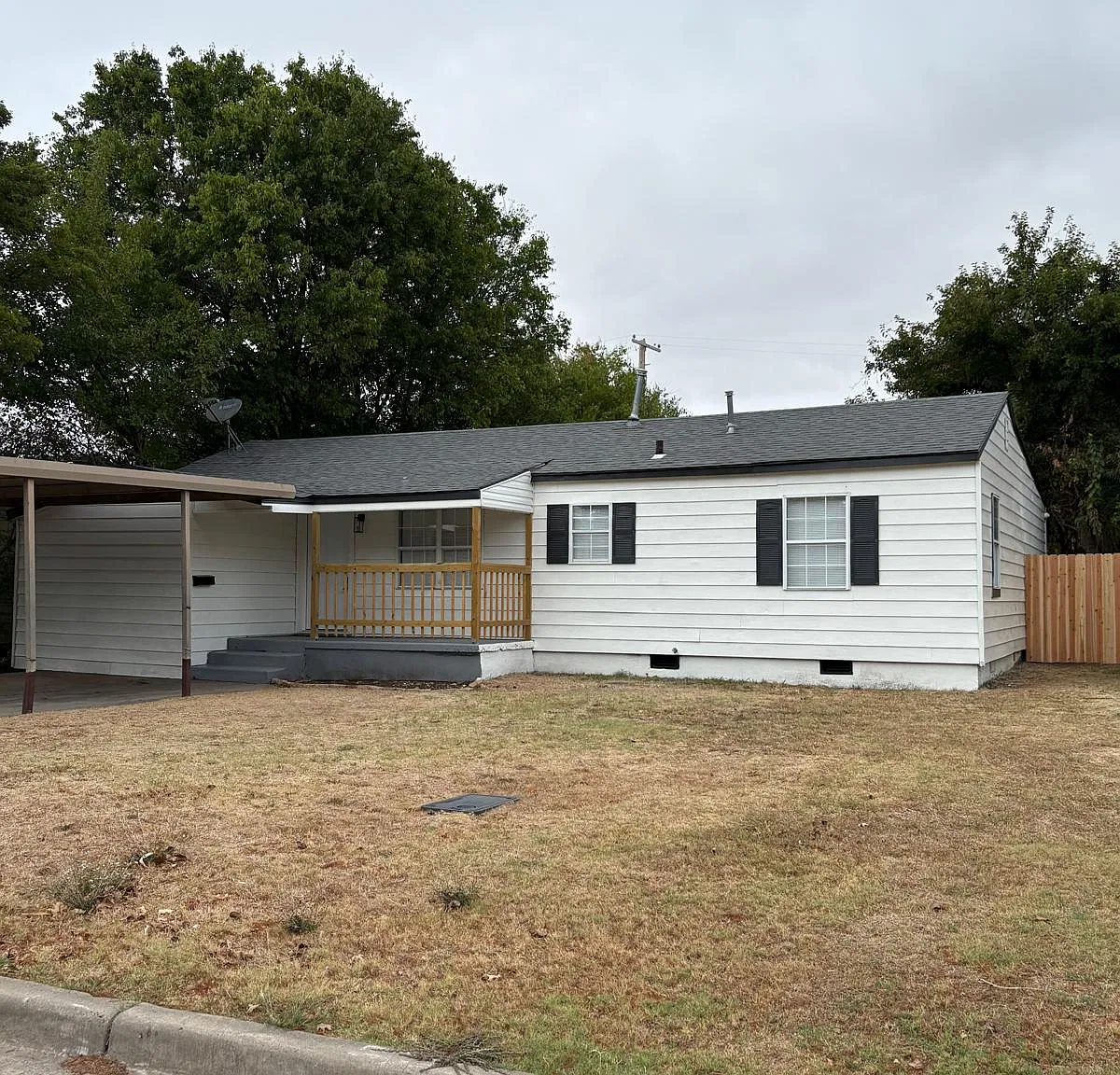 4 bed, 1700 sqft, $1,500 — Photo 3