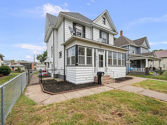 4th image of 618 W 17th St
