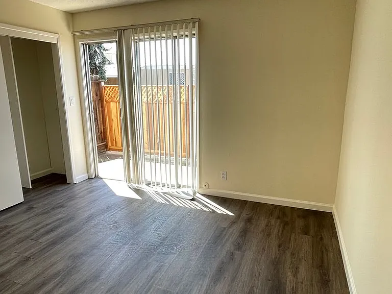 Welcome to Tamarack Gardens! Located in the heart of Sunnyvale — Photo 9