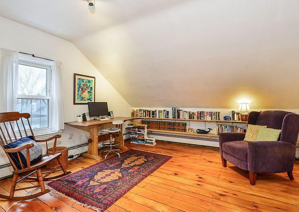 1st image of 25 Hudson St Floor 3