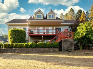 9555 SW Alder St, Gaston, OR 97119