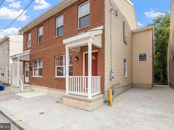 121 Passaic St, Trenton, NJ 08618