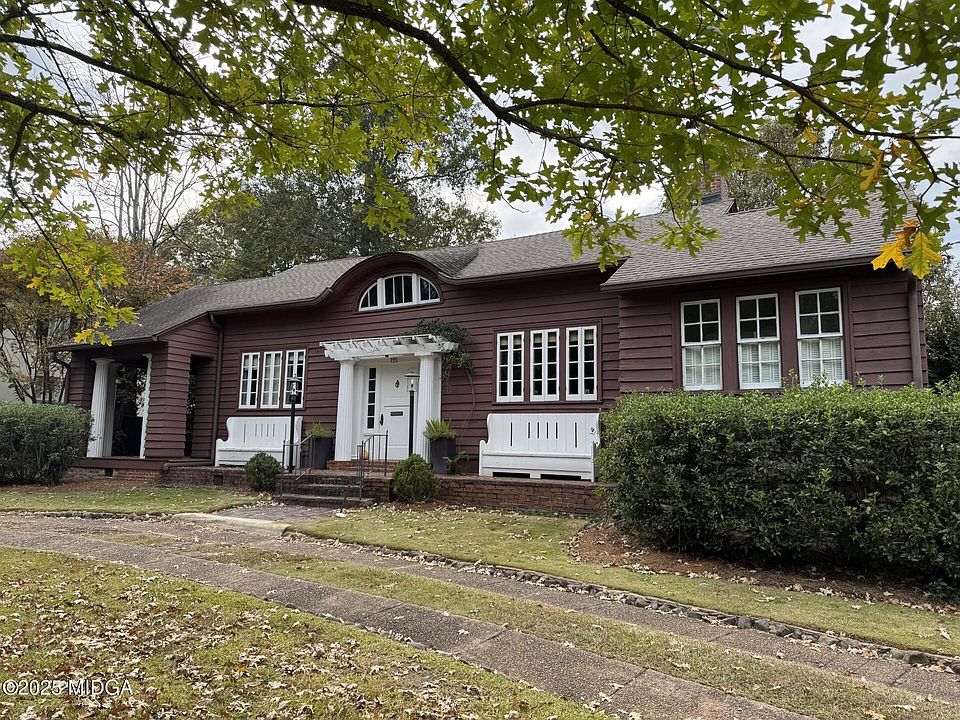 1st image of 155 Oak Haven Ave