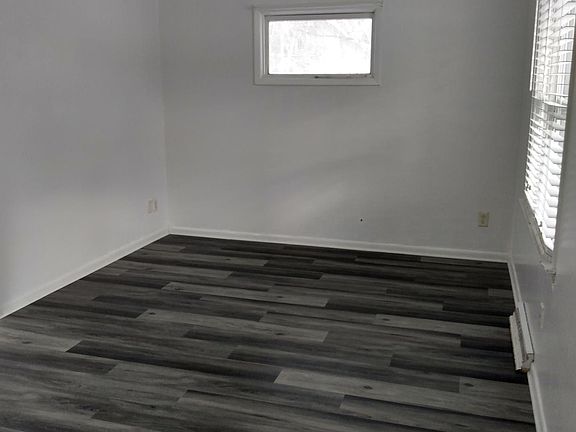 3rd image of 312 Jefferson St