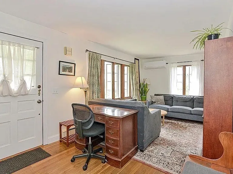 36 Draper Ave — Photo 8