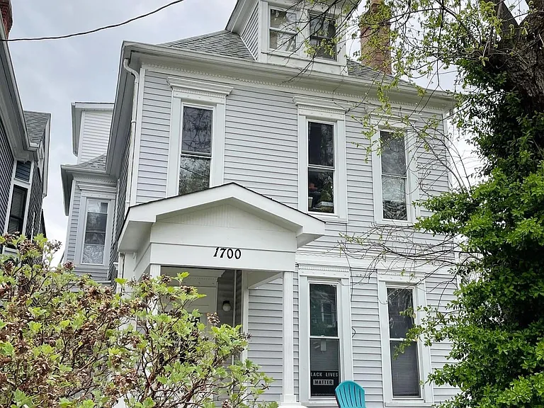 1700 Rosewood Ave #2 — Photo 3
