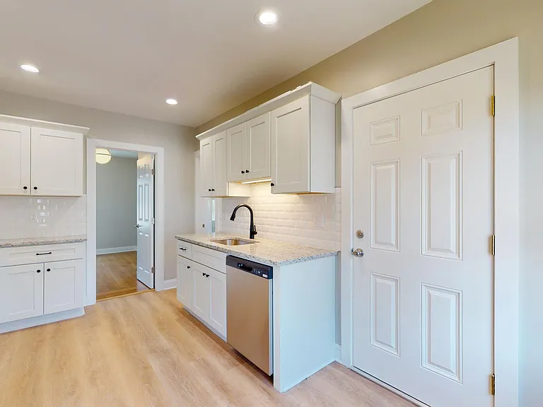 37 Harrison Ave #37 — Photo 19