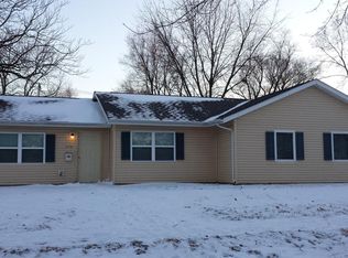 509 1/2 E Vine St, Champaign, IL