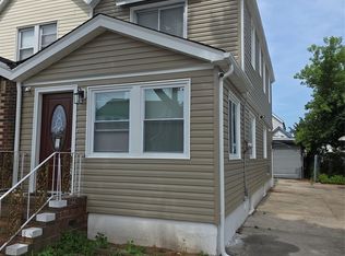 11807 202nd Street, Saint Albans, NY 11412