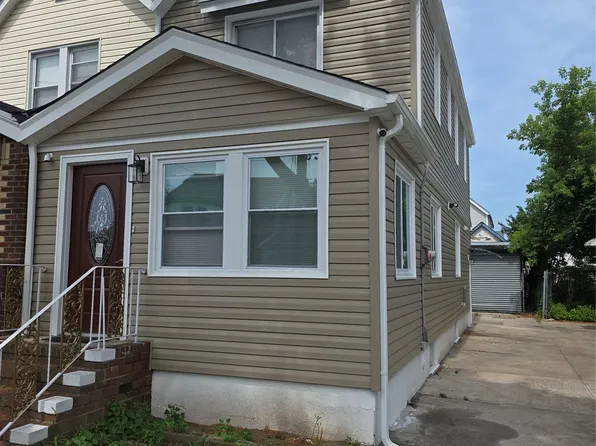 11807 202nd Street, Saint Albans, NY 11412