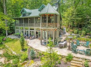 3563 Upper Whitewater Rd, Sapphire, NC 28774