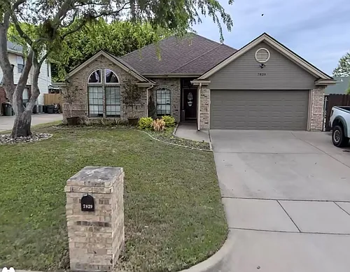 7829 Douglas Ln Photo 1